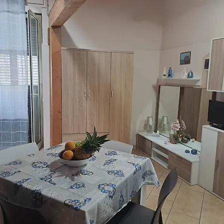 A Casitta * אצ'י קסטלו
